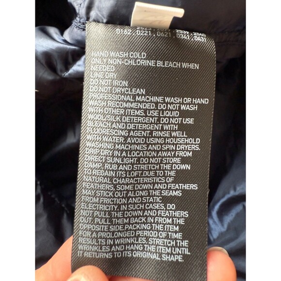 UNIQLO Down Packable Full Zip Puffer Jacket Kids Youth Size XL Blue Lightweight - Picture 9 of 11